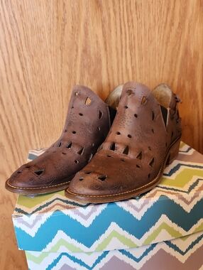 Musse & Cloud Brown Perforated Leather Ankle Booties